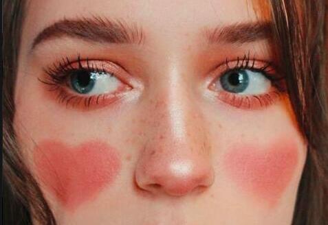 蘋果肌|凍傷妝|眼下|宿醉|太陽穴腮紅 ? ????