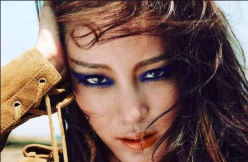 含蓄煙熏眼妝教程，告訴你南寧學化妝哪家好