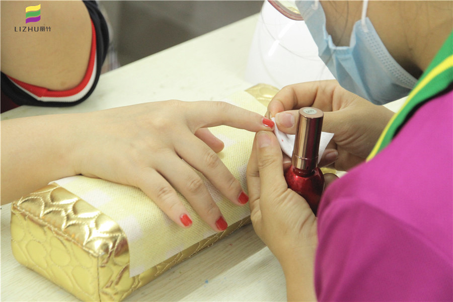 南寧美甲課堂：不積跬步無(wú)以至千里