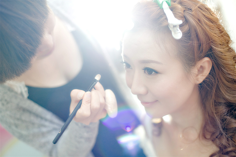 請(qǐng)收藏！簡(jiǎn)單好用的化妝技巧