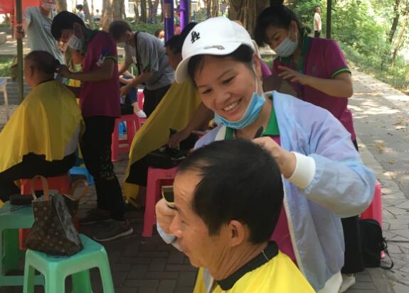 麗竹美發(fā)學(xué)員，歡迎你們常常來(lái)