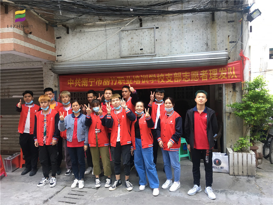 爺爺奶奶的理發(fā)問題，我們承包啦