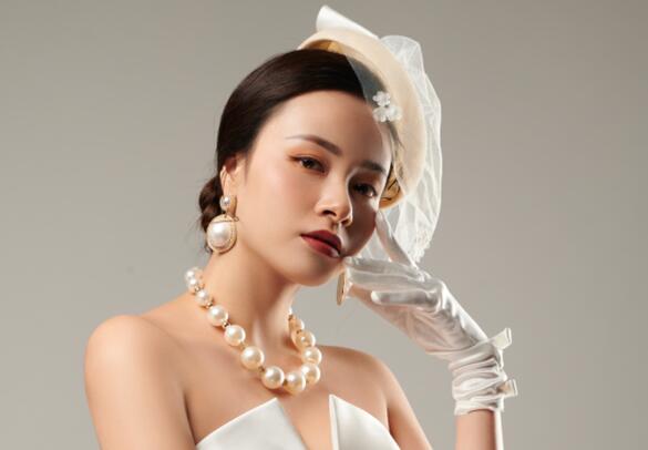 麗竹彩妝作品：禮帽時尚新娘造型