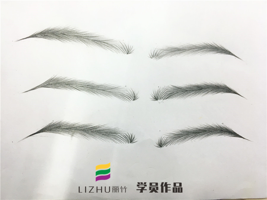 化妝新手如何畫眉？去廣西出名的彩妝培訓看看