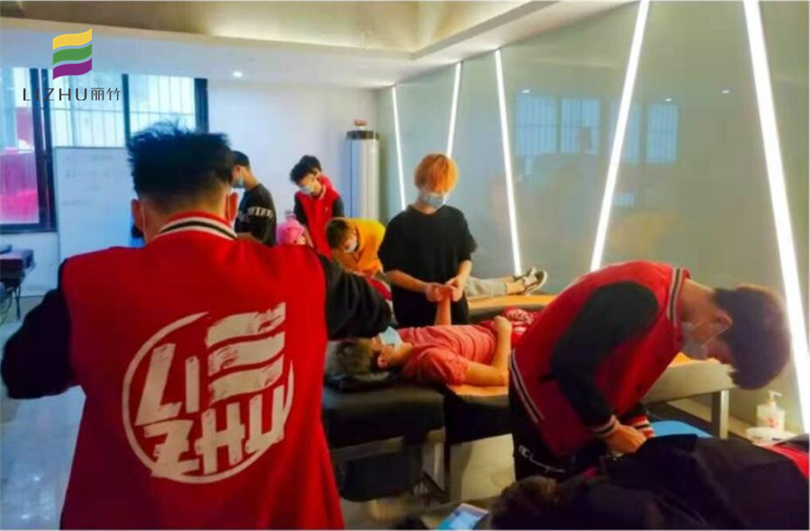 南寧美發(fā)師培訓都學什么？專業(yè)洗護了解下