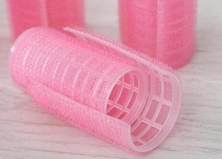 空氣劉海卷發(fā)筒怎么用？南寧正規(guī)美發(fā)學(xué)校教你用