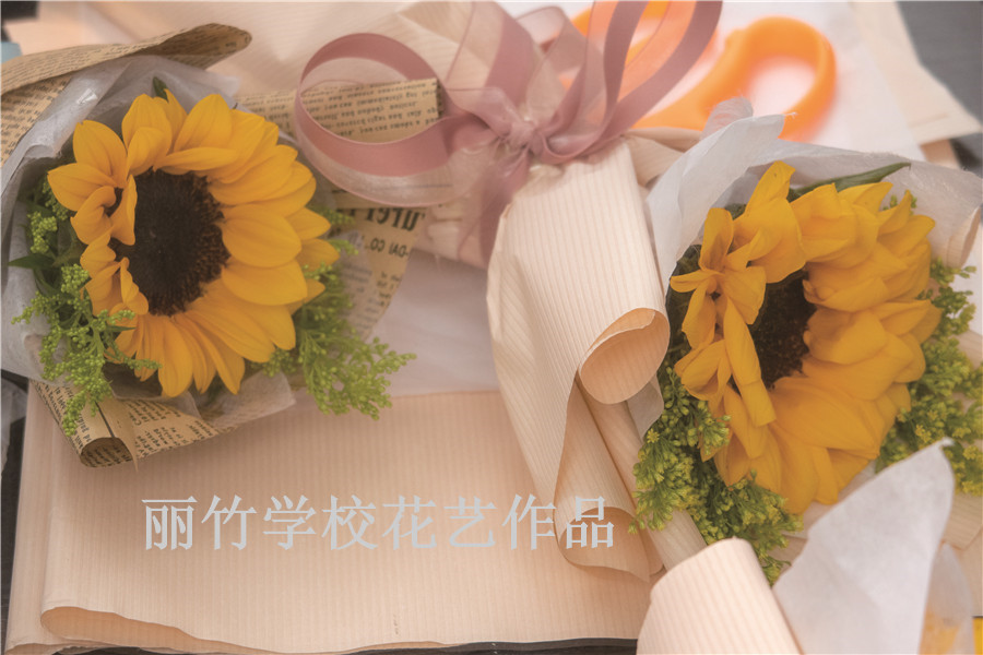 南寧花藝培訓(xùn)機(jī)構(gòu)排行榜：9個花朵布置的要點(diǎn)