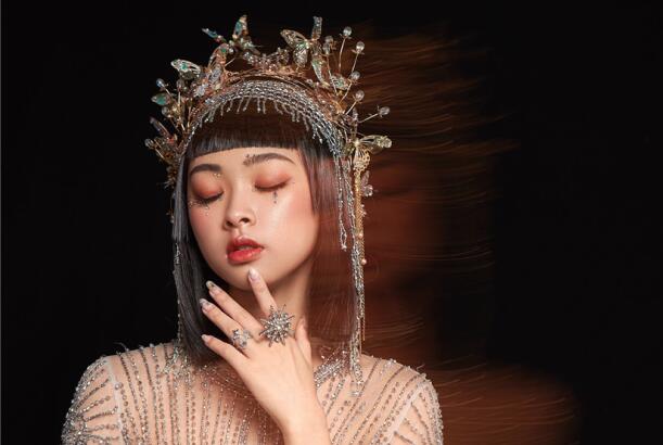 奢華復(fù)古造型，詮釋南寧學(xué)化妝哪家專業(yè)