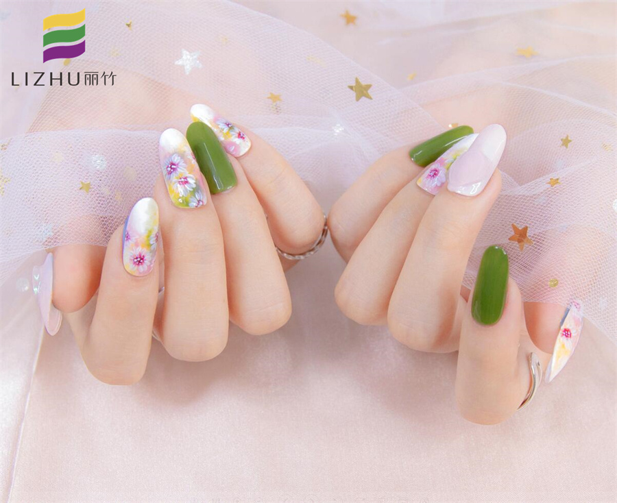 小雛菊美甲，帶你走進南寧美甲培訓班