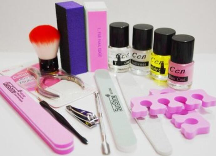 從事美甲行業(yè)需要哪些工具？廣西美甲培訓(xùn)班幫你列清單