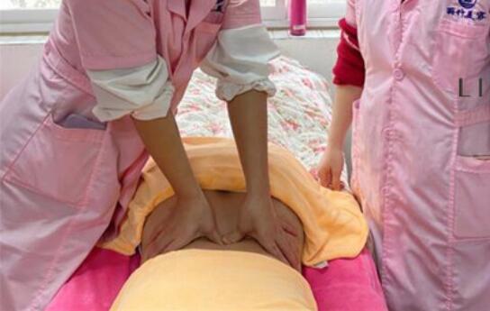 如何給腰部和腎部按摩？南寧美容師培訓(xùn)正規(guī)學(xué)校教你