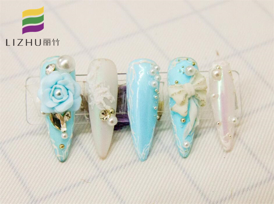 為什么要涂美甲封層？南寧技術好的美甲學校告訴你