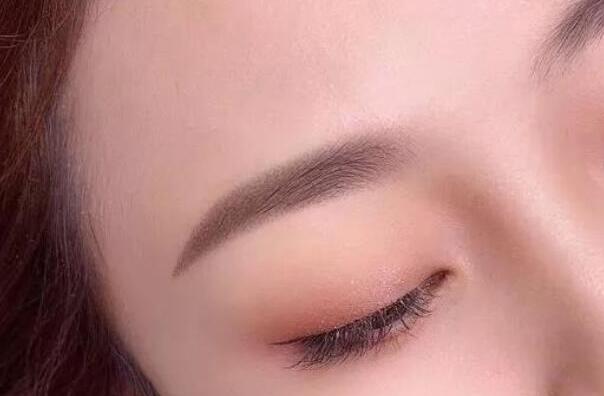 條眉為什么不上色？廣西正規(guī)紋繡培訓幫你解答