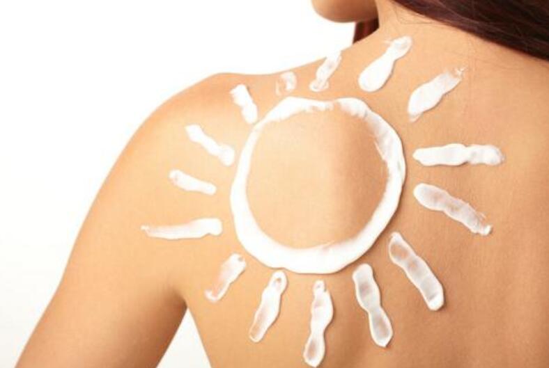 這樣涂才是真“防曬”？快來和廣西美容學(xué)校學(xué)習(xí)