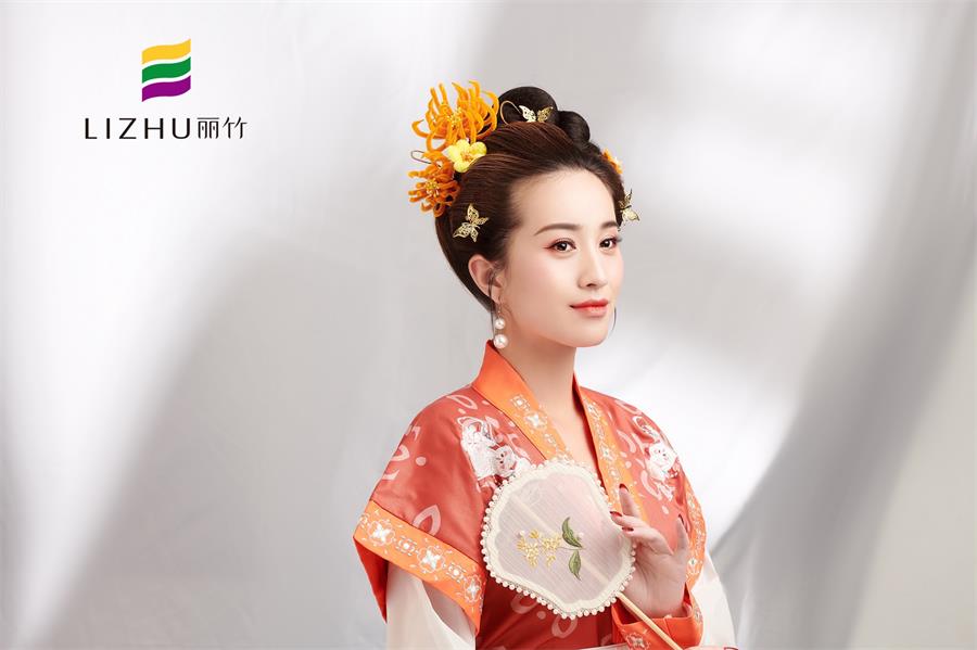 古代漢服妝容，展示南寧化妝學(xué)校專業(yè)性