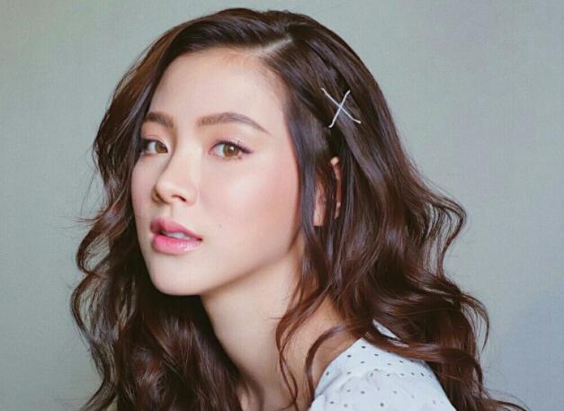 廣西師資強(qiáng)的化妝學(xué)校教你泰式妝容畫法