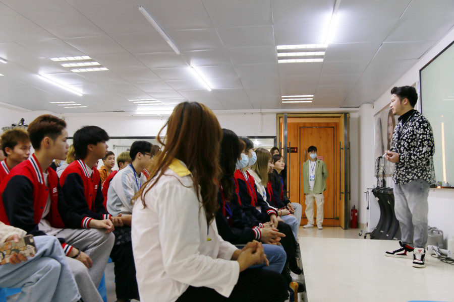 廣西學美發(fā)好找工作 嗎？麗竹學校會告訴你答案