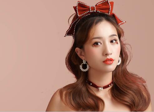 化妝大專(zhuān)班