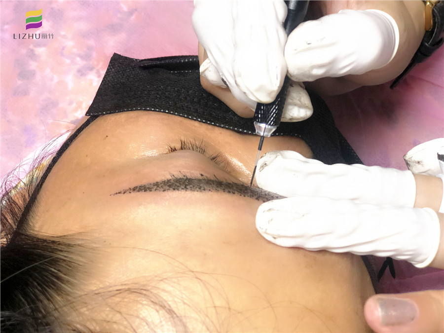 你的職業(yè)適合什么眉型？南寧紋繡培訓幫你分析