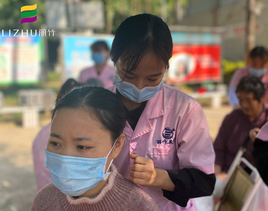 感謝學(xué)校！感謝老師！感謝同學(xué)---南寧美容學(xué)校學(xué)子感言