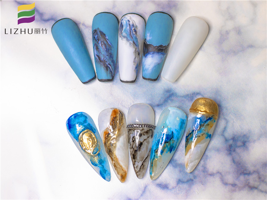 美甲暈染怎么做效果好？廣西美甲培訓(xùn)學(xué)校給你上課