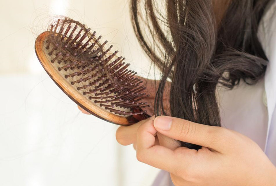 秋季防脫技巧，來廣西專業(yè)美發(fā)學(xué)校學(xué)習(xí)下