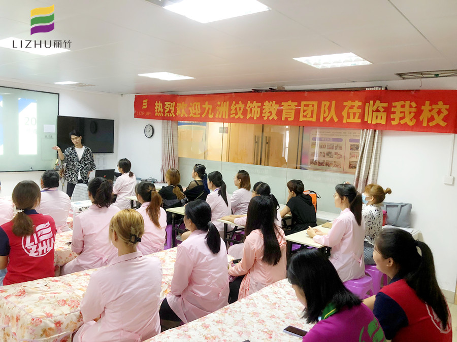 紋繡師的職業(yè)道德？南寧學紋繡的學校幫你總結