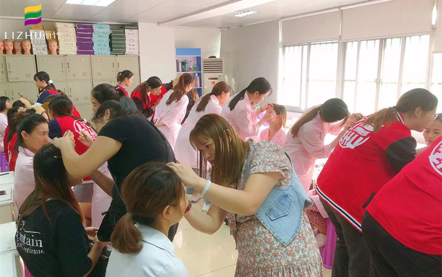 霧眉怎么畫？南寧學(xué)紋繡的學(xué)校給你教程