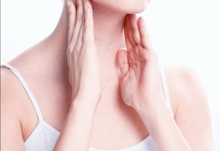 頸部怎么保養(yǎng)？南寧美容培訓中心給你教程