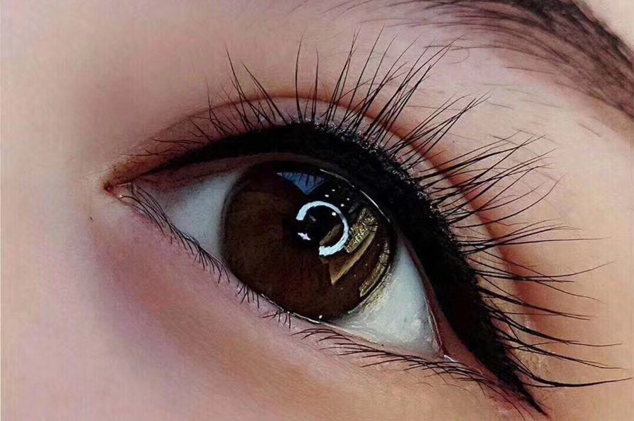 廣西專業(yè)紋繡培訓(xùn)：紋美瞳線后如何洗臉？