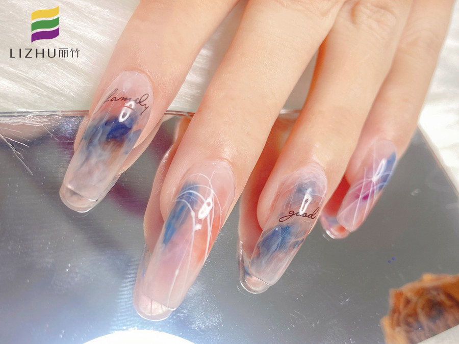 在家怎么做美甲？南寧學(xué)美甲的學(xué)校教你