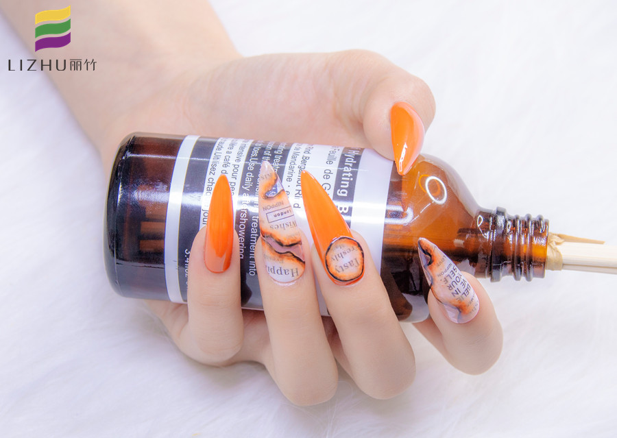 尖形指甲適合什么人？廣西美甲學校分享