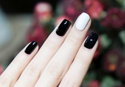 秋冬顯白顯手長(zhǎng)美甲，廣西美甲學(xué)習(xí)培訓(xùn)分享