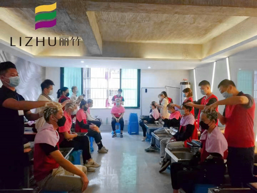 分享中式洗頭步驟，告訴你南寧哪里可以學(xué)洗頭