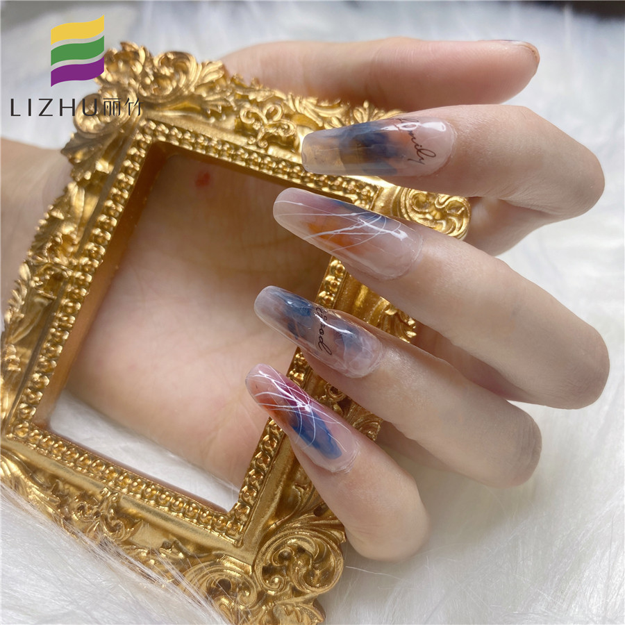 廣西哪里可以學(xué)日式美甲 ？日式美甲有什么特點(diǎn)