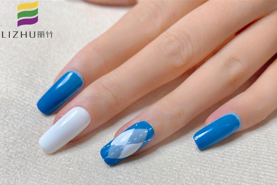 藍(lán)色格紋美甲，廣西美甲教學(xué)作品