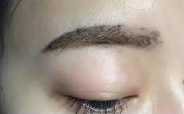 紋繡為什么要二次補(bǔ)色？南寧紋繡知識(shí)分享