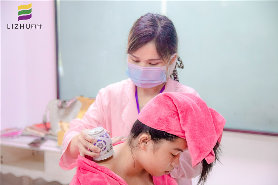 艾灸次數(shù)越多越好嗎？快聽南寧中醫(yī)美容培訓(xùn)班老師怎么說