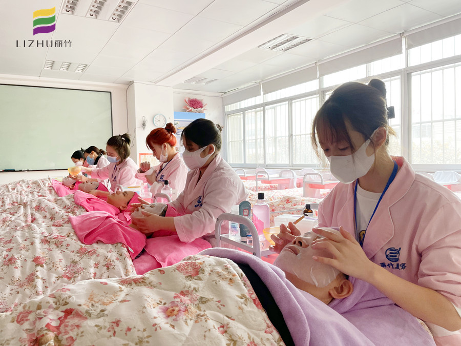  痘痘肌膚護(hù)膚“雷區(qū)”，廣西美容護(hù)膚貼士