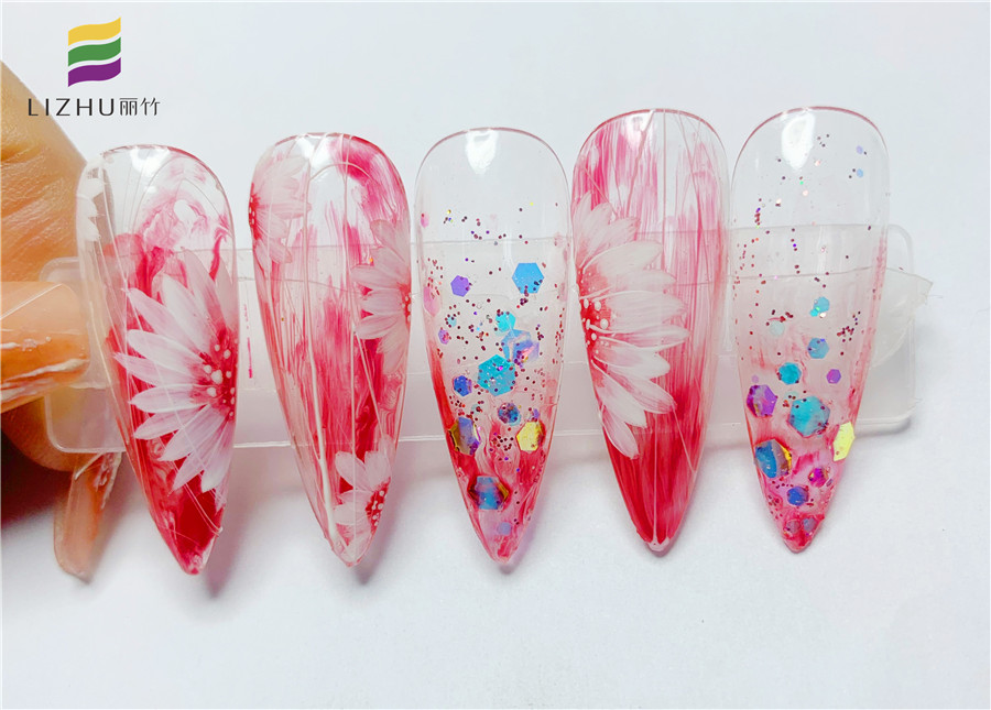 南寧美甲知識(shí)：做完美甲不亮怎么辦