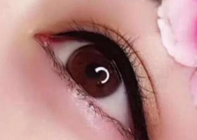 美瞳線需要紋小尾巴嗎？南寧紋繡專業(yè)學(xué)校課程