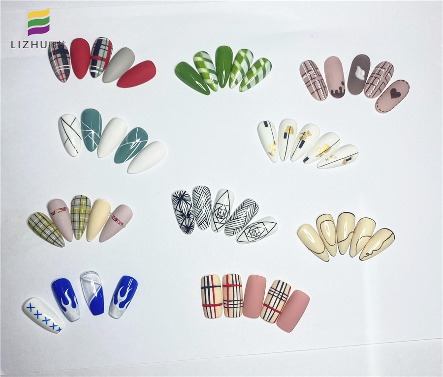 學員美甲作品欣賞，告訴你南寧哪里有美甲職業(yè)培訓