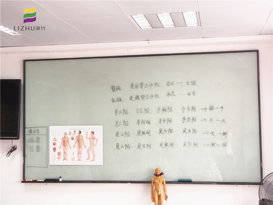 學(xué)美容理論知識(shí)重要嗎？南寧美容培訓(xùn)學(xué)校告訴你