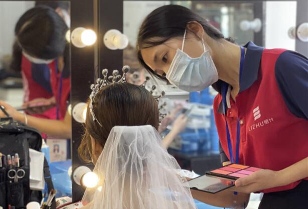 南寧化妝培訓學校學員畢業(yè)總結