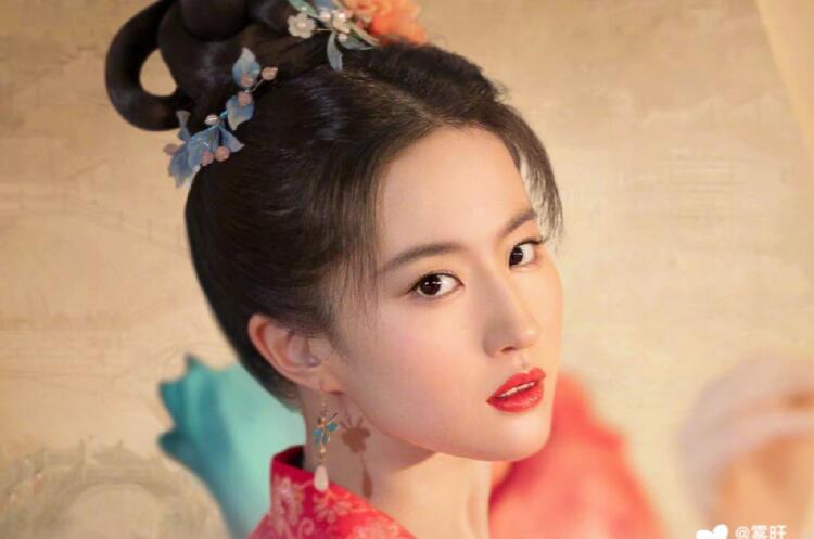 新中式國風(fēng)眼妝 ，廣西專業(yè)正規(guī)彩妝培訓(xùn)學(xué)校課程