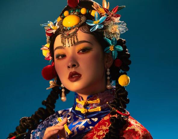 藏族少女寫(xiě)真造型，南寧彩妝學(xué)校專業(yè)正規(guī)作品