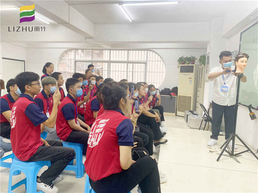 斜前和斜后發(fā)型分區(qū)線知識，南寧剪發(fā)學校分享