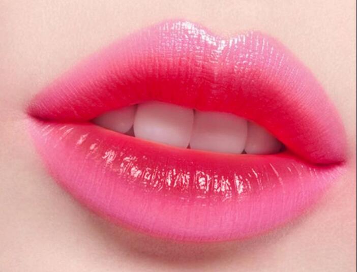 紋唇不同年齡如何選色？廣西眉眼唇學(xué)校課程