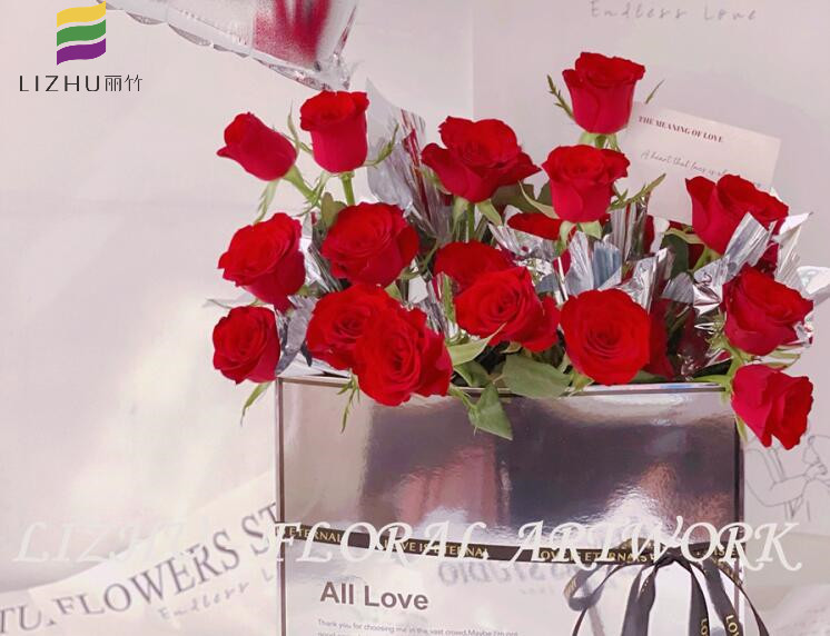 七夕紅玫瑰抱抱盒 |  麗竹花藝培訓班作品