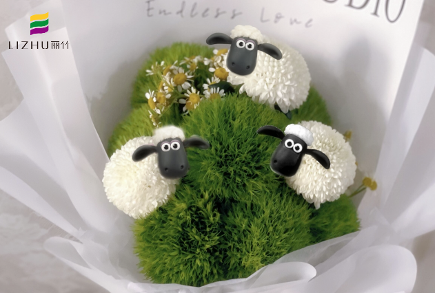 廣西鮮花培訓(xùn)班作品：韓式花束、卡通花束、月亮花束